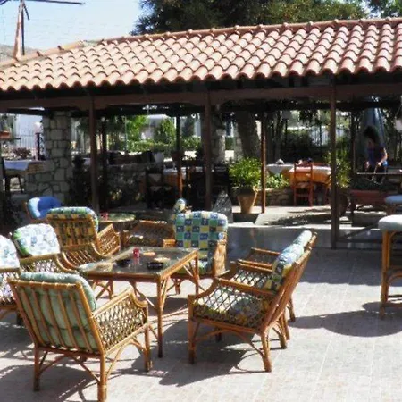 Of Lillies Hotel Heraklion